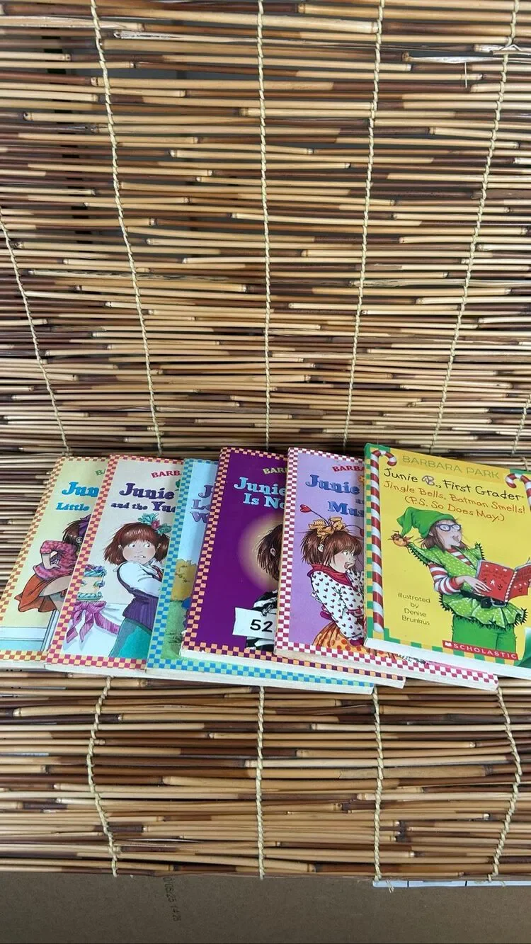 Junie B. Jones Set of 6 Paperback Books Barbara Park